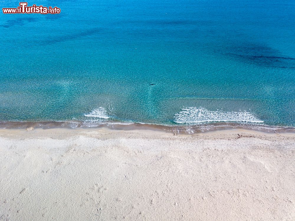 Immagine La Spiaggia Bianca di Olbia in Gallura, Sardegna