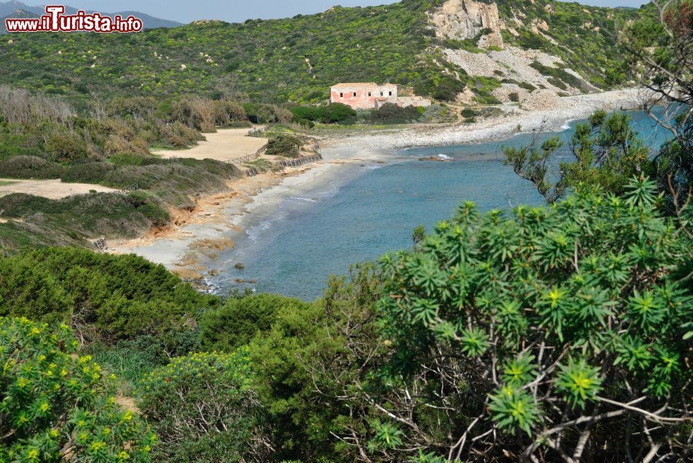 Immagine La Spiaggia di Cala Burroni a Villasimius