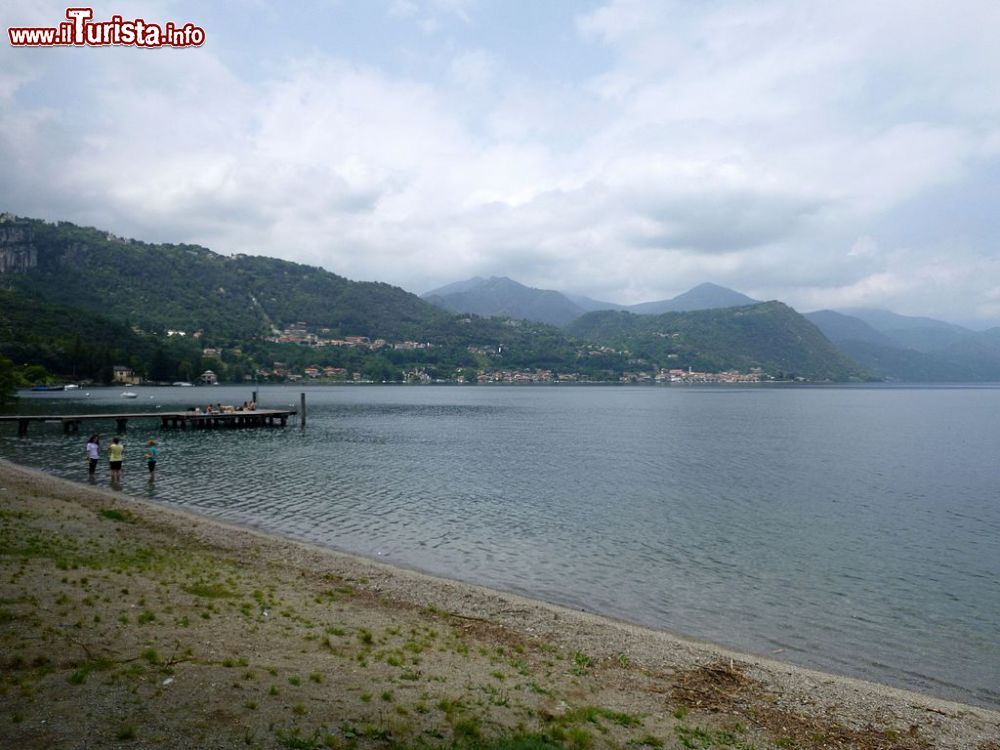 Immagine La spiaggia di Lagna sul lago d'Orta, San Maurizio d'Opaglio in Piemonte