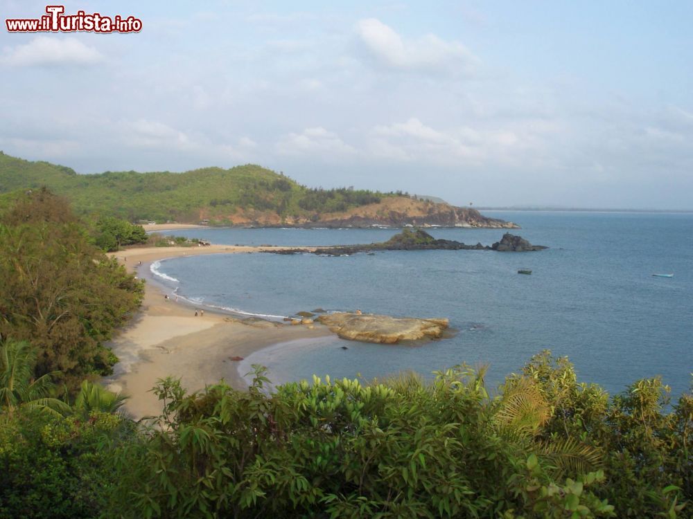 Immagine La spiaggia di Om Beach a Karntaka in India  - © Anandavinash - Wikipedia