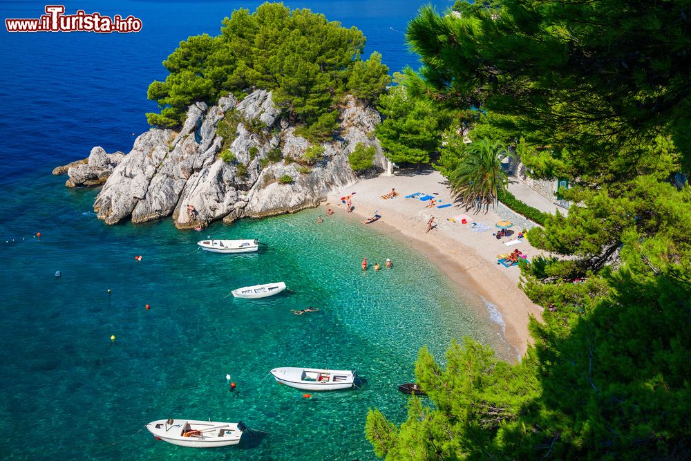 Immagine La spiaggia di Podrace a Brela, sulla riviera di Makarska in Croazia