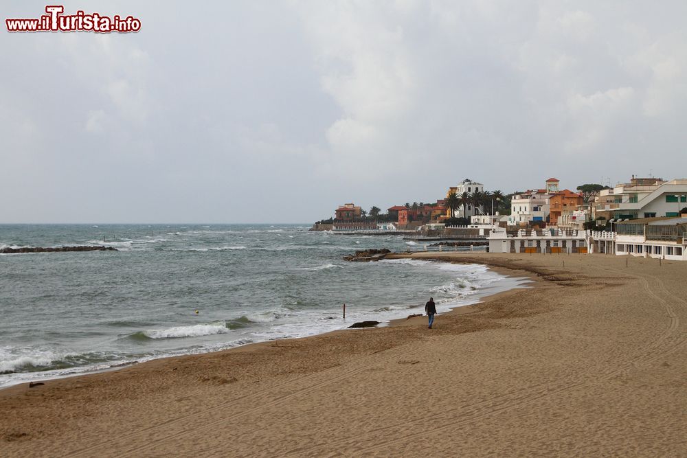 Immagine La grande spiaggia di Santa Marinella nel Lazio