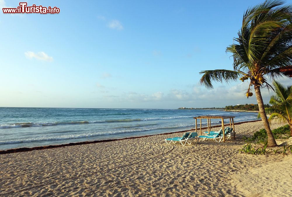 Immagine La spiaggia di un resort nella località di Akumal, Riviera Maya, Messico.