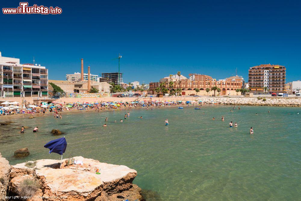 Immagine La spiaggia di Vinaros, Spagna: situata nella provincia di Castellon, questa cittadina combina storia, mare e bellezze naturali - © mubus7 / Shutterstock.com