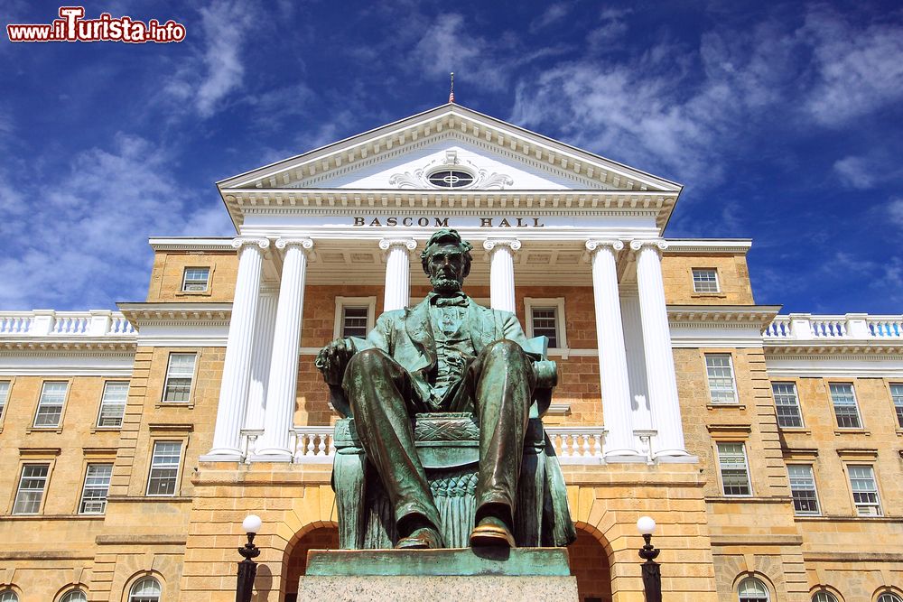 Immagine La statua di Abramo alla Bascom Hall alla Wisconsin University di Madison, USA.