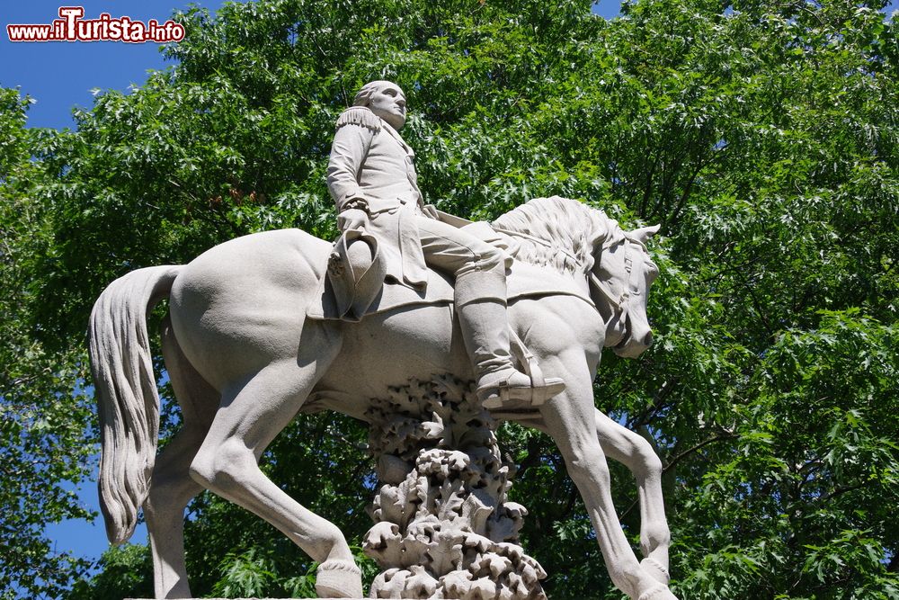 Immagine La statua equestre di George Washington a Pittsburgh, Pennsylvania.