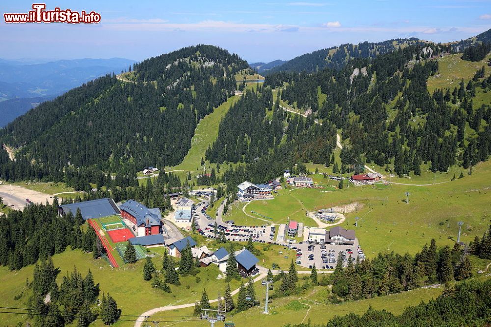 Immagine La stazione sciistica di Hochkar nelle vicinanze di Gostling an der Ybbs in Austria - © Bwag - CC-BY-SA 4.0, Wikipedia
