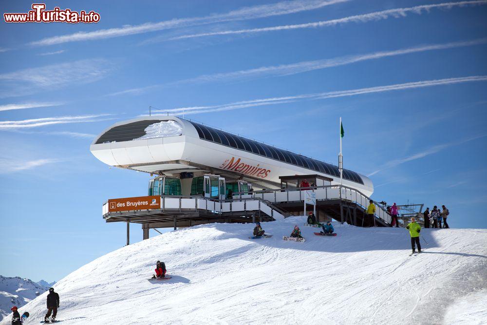 Immagine La stazione superiore della cabinovia di Bruyeres a Les Menuires, Francia - © Julia Kuznetsova / Shutterstock.com