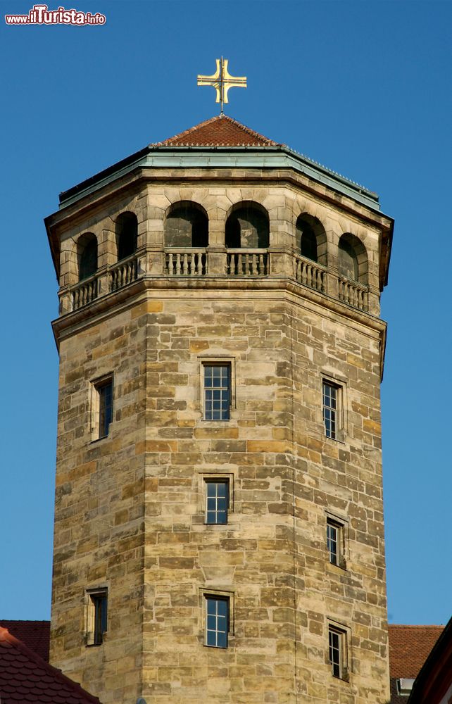 Immagine La torre campanaria del castello di Bayreuth, Germania.