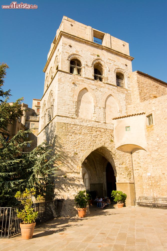 Immagine La Torre Civica della Chiesa Madre a Gangi in Sicilia