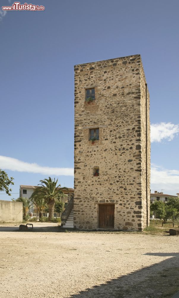 Immagine La torre dell'abbazia di Sant'Antonio a Orosei, Nuoro, Sardegna.