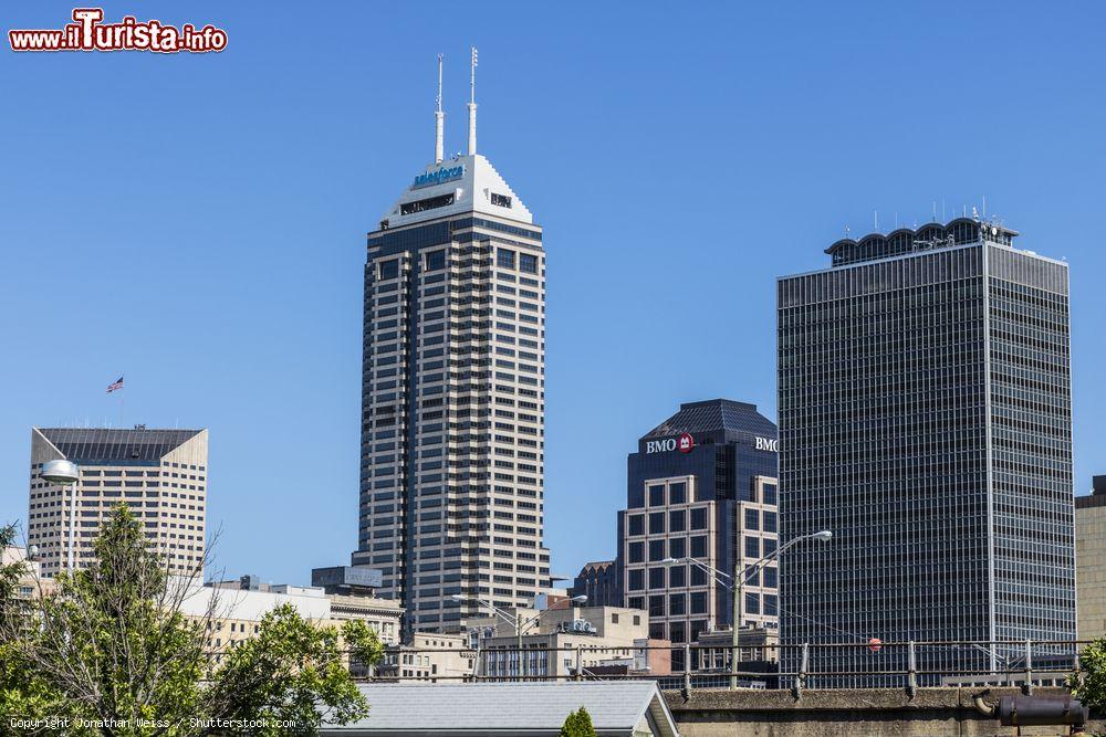 Immagine La torre Salesforce VII° nella skyline di Indianapolis, Indiana (USA) - © Jonathan Weiss / Shutterstock.com