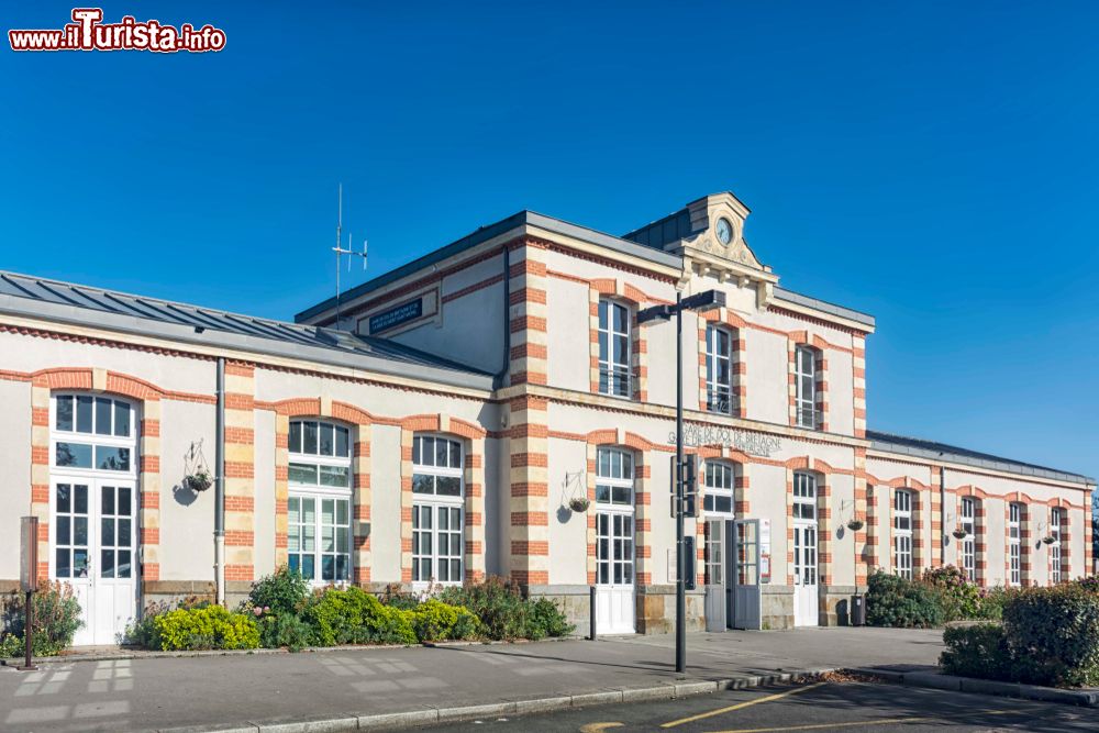 Immagine La vecchia stazione di Dol-de-Bretagne nel nord della Francia.
