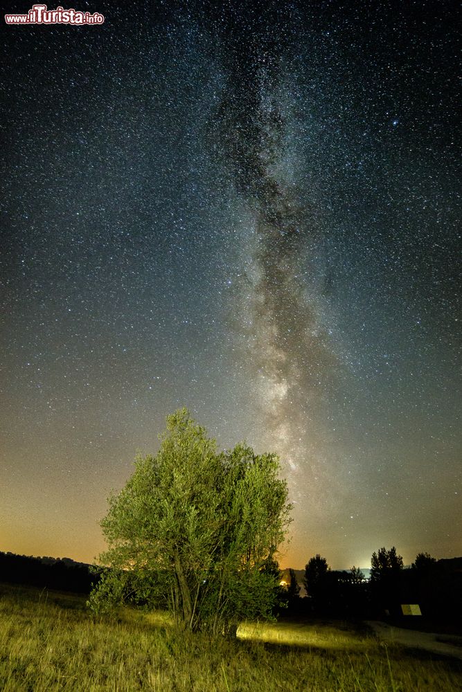 Immagine La Via Lattea fotografata nei pressi di Corbara in Umbria