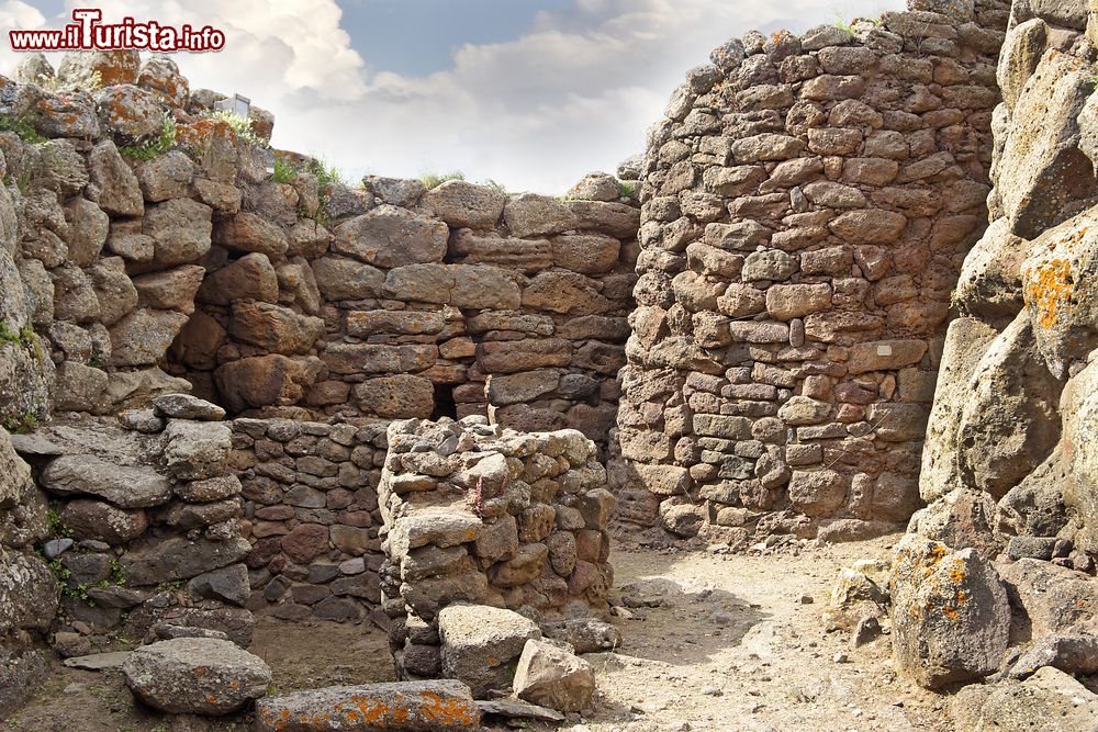 Immagine La visita al complesso nuragico di Arrubiu vicino a Orroli in Sardegna