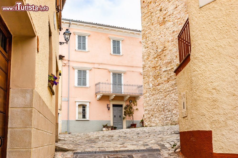 Immagine La visita del centro storico di Monte Grimano Terme nelle Marche