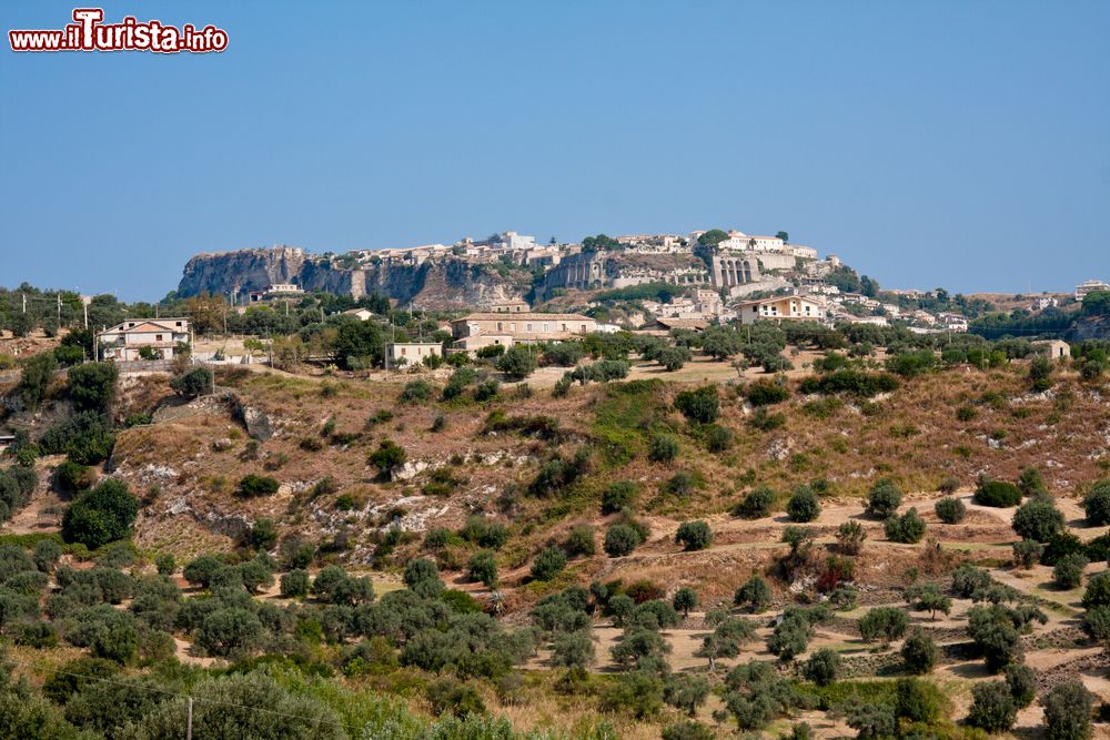 Immagine La vista del borgo di Gerace in Calabria