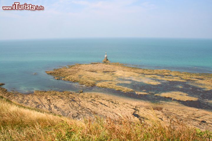 Immagine La zona del Cotentin, una penisola della regione Bassa Normandia che si inoltra nelle acque del Canale della Manica - foto © sigurcamp / Shutterstock.com