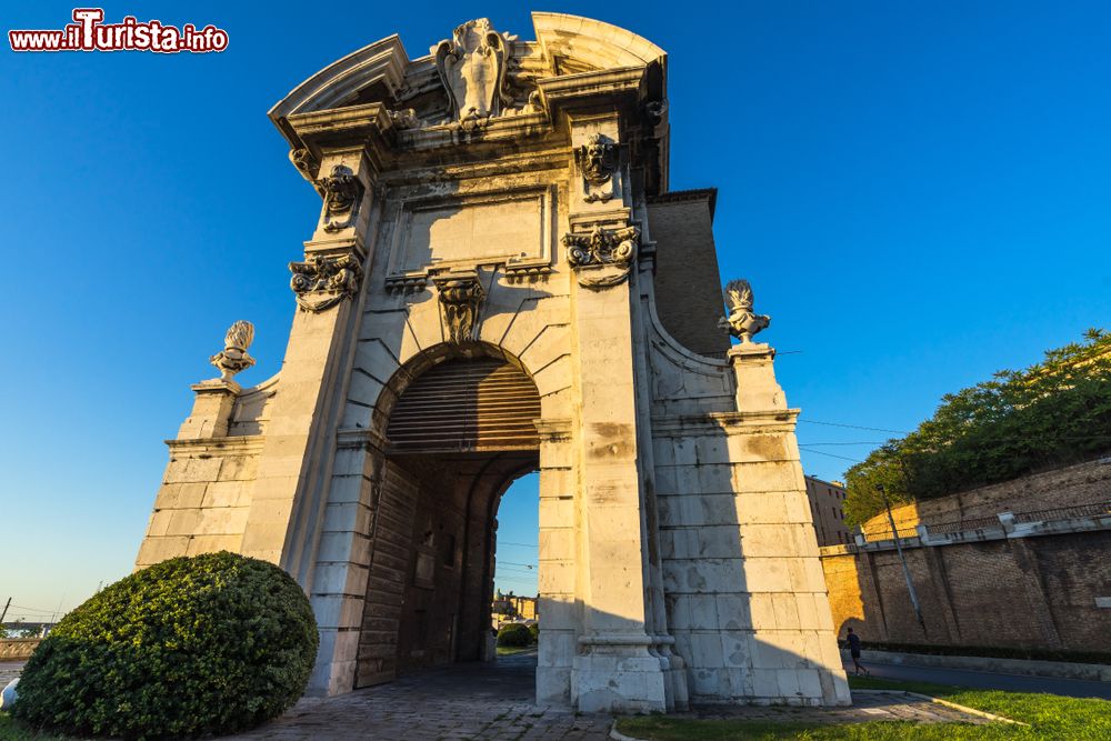 Immagine L'Arco di Porta Pia ad Ancona, il capoluogo delle Marche