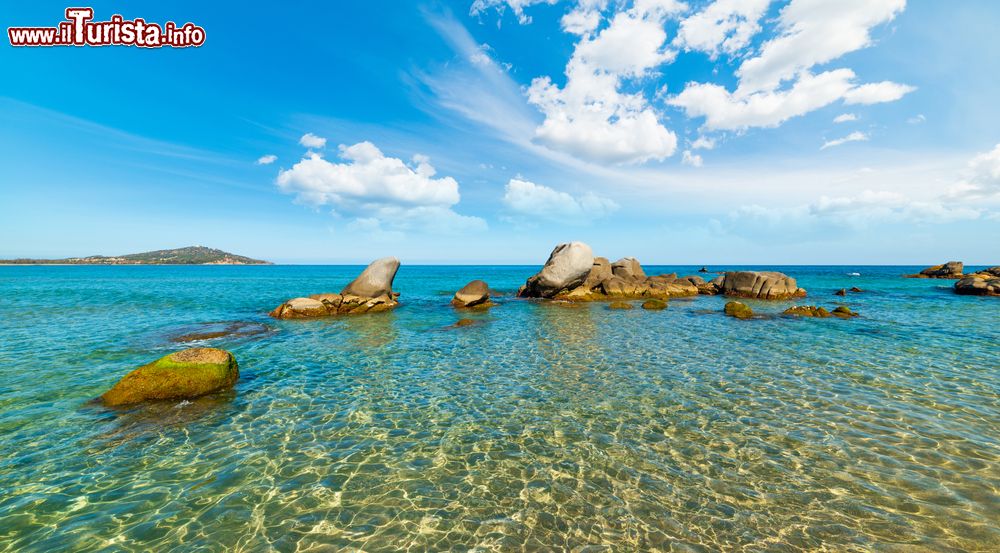 Immagine Le acque trasparenti della spiaggia di Orri in Sardegna, comune di Tortolì