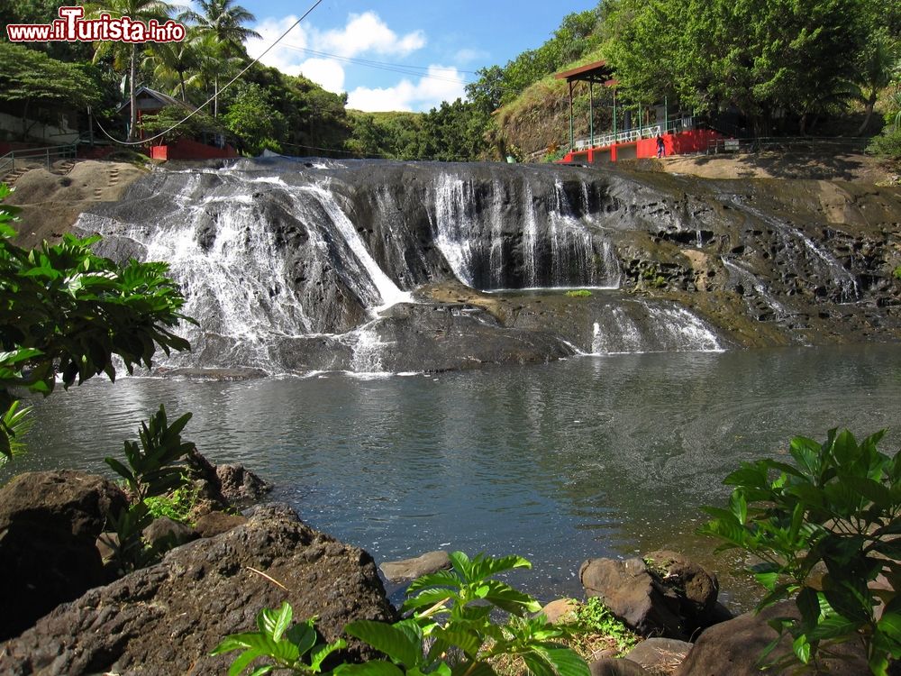 Immagine Le cascate del Talafofo Resort Park a Guam, Stati Uniti. E' una delle principali attrazioni turistiche dell'isola dell'arcipelago delle Marianne.