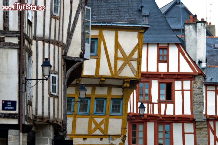 Immagine Le case a graticcio del centro di Vannes in Bretagna, Francia
