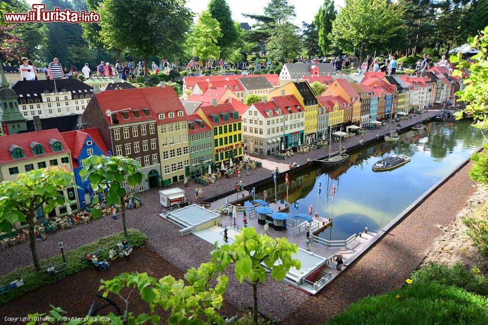 Immagine Le case  di Copenaghen ricostruite in miniatura a Legoland Billung in Danimarca - © OlhaPro / Shutterstock.com