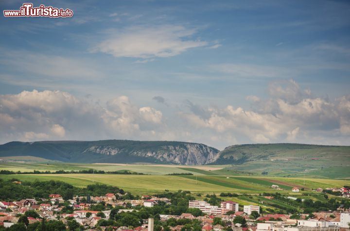 Immagine Le gole di Cheiile Turzi fotografate da Turda in Romania - © Zagrean Viorel / Shutterstock.com