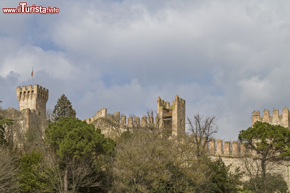 Immagine Le mura di Este, Colli Euganei, provincia di Padova