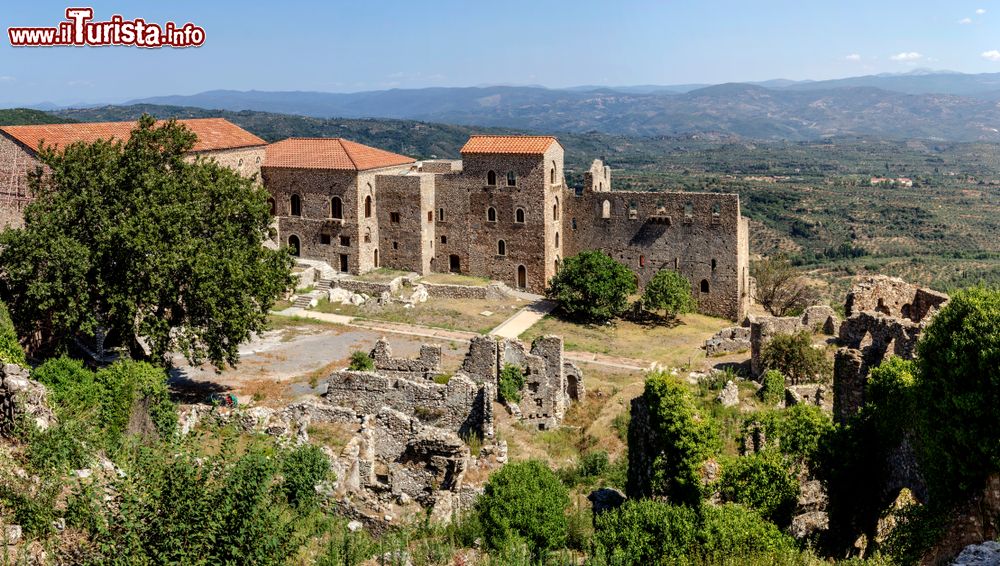Immagine Le rovine dell'antica località di Mistras viste dall'alto, Peloponneso, Grecia.