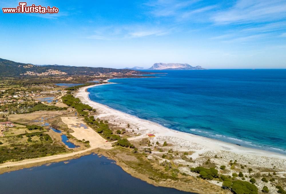 Immagine Le spiagge di Budoni in Sardegna. sulla costa nord-orientale della Sardegna