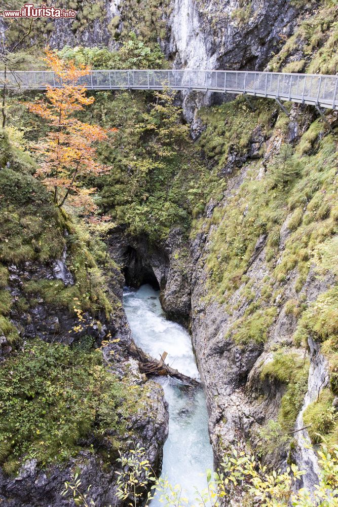 Immagine Leutascher Geisterklamm, la spettacolare gola nel nord del Tirolo