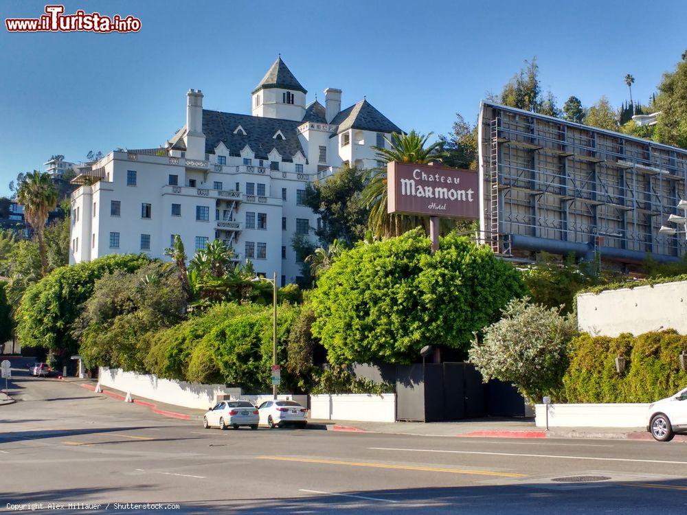 Immagine Lo storico Chateau Marmont hotel a Los Angeles, una classica location per molti film di Hollywood - © Alex Millauer / Shutterstock.com