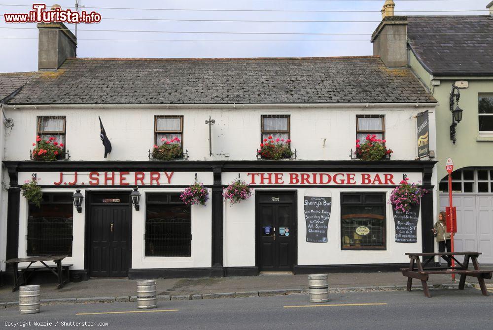 Immagine Lo storico Sherry's Bar Clarinbridge, Contea di Galway in Irlanda - © Wozzie / Shutterstock.com