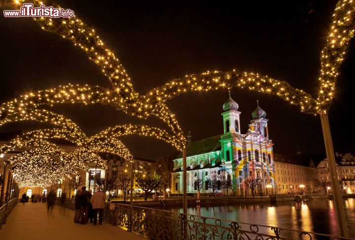 Foto Mercatini Di Natale Lucerna.I Mercatini Di Natale A Lucerna E Gli Altri Eventi D Date 2019 E Programma