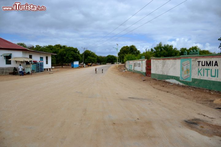 Immagine Il villaggio di Mambrui si trova sulla costa del Kenya, circa 140 km a nord di Mombasa e 12 km a nord della città di Malindi.