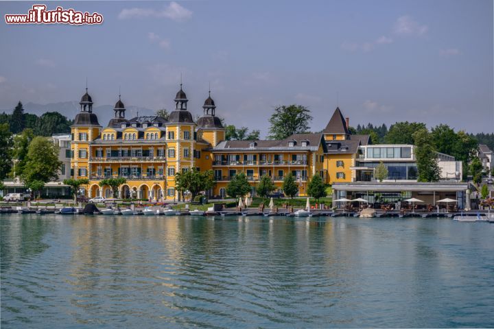 Immagine Marina di Velden am Woerther see e Schloss Hotel - © Arth63 / Shutterstock.com