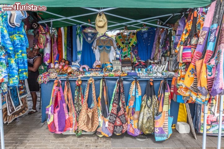 Immagine Mercato di Willemstad Caraibi olandesi - © Gail Johnson / Shutterstock.com