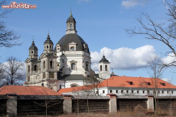 Immagine Monastero barocco di Pažaislis a Kaunas (Lituania) - © Vaida / Shutterstock.com