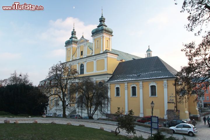 Immagine Monastero di Sant'Antonio a Poznan, Polonia - L'edificio religioso dell'ordine dei francescani dedicato a Sant'Antonio da Padova si trova in Old Market, nel cuore di questa città polacca che possiede numerosi monumenti culturali e storici © LensTravel / Shutterstock.com