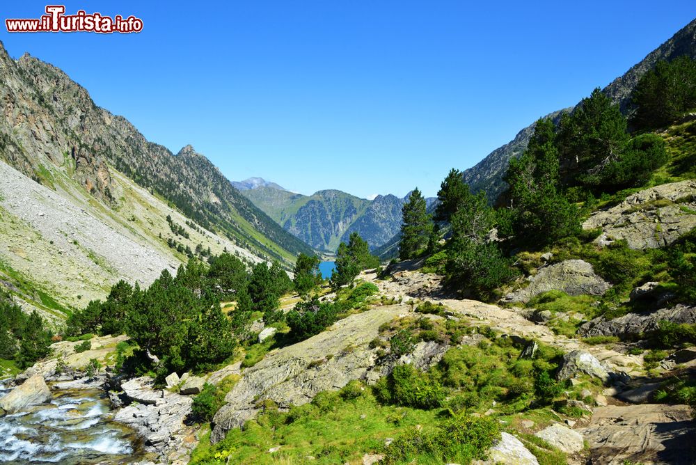 Immagine Montagne nei pressi di Cauterets, parco nazionale dei Pirenei (Francia).