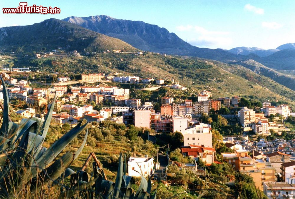 Immagine Montelepre, vista panoramica della cittadina del palermitano