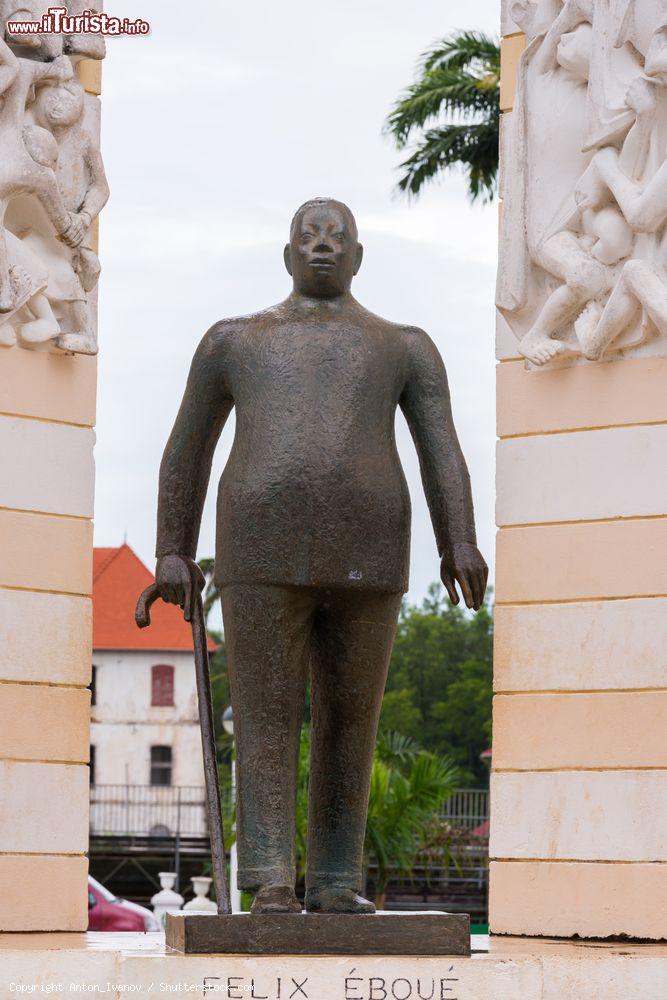 Immagine Monumento a Felix Eboué a Cayenne, Guyana Francese. Nipote di uno schiavo, Felix Eboué nacque nel 1884. Grazie ai suoi studi ottenne importanti incarichi nell'Africa equatoriale francese dimostrando grande sensibilità tanto da ottenere nel 1927 la Legione d'Onore - © Anton_Ivanov / Shutterstock.com