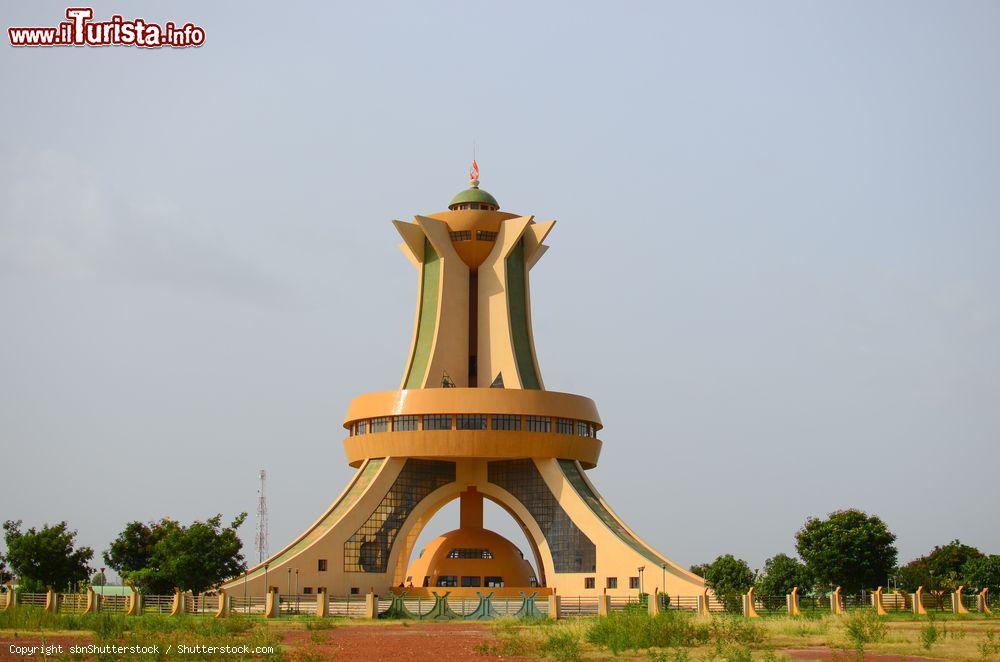 Immagine Monumento ai Martiri di Ouagadougou, Burkina Faso - © sbnShutterstock / Shutterstock.com