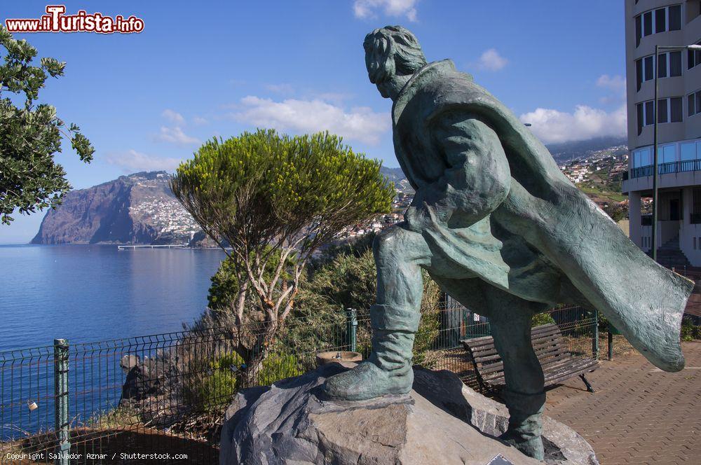 Immagine Il monumento dedicato a João Gonçalves Zarco, navigatore portoghese tra i primi ad esplorare l'arcipelago di Madeira. Fu anche nominato primo capitano di Funchal - foto © Salvador Aznar / Shutterstock.com