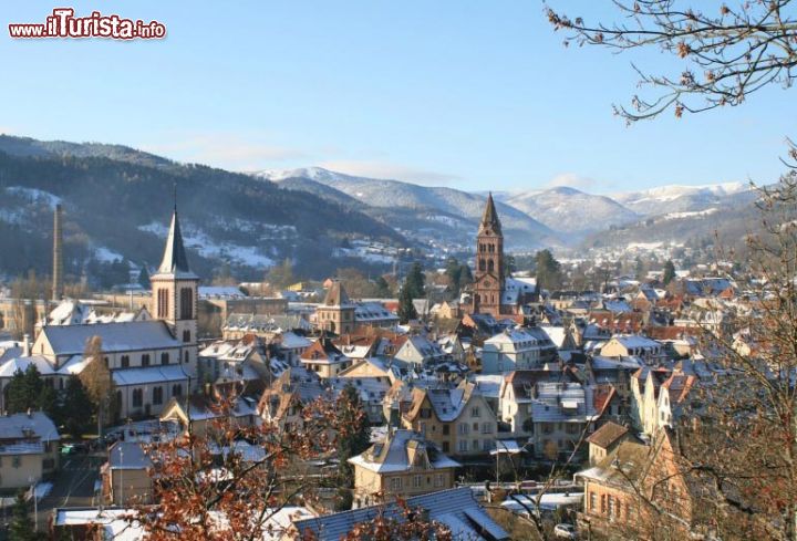 Immagine Munster fotografata in inverno: siamo in Alsazia nella Francia orientale  - © Wernain S. -  CC BY-SA 3.0 - Wikimedia Commons.