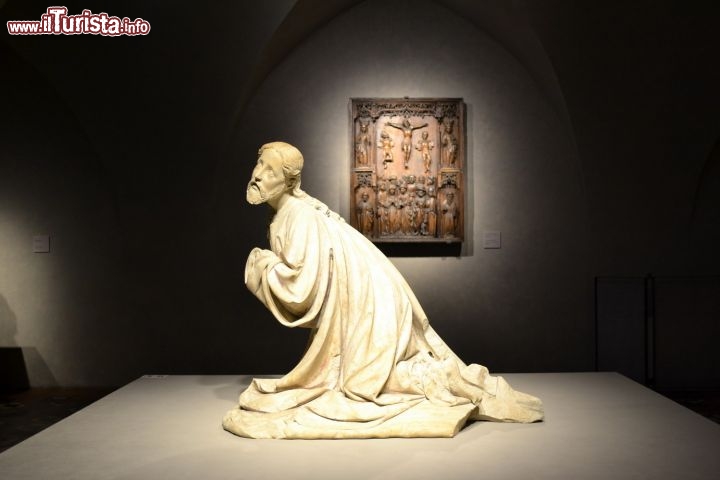 Immagine Museo del Castello di Malbork: si tratta di una scultura originale dell'anno 1390 di calcare marnoso, intitolata "Chrystus w Ogrojcu". Fa parte della collezione permanente del Museo del Castello.