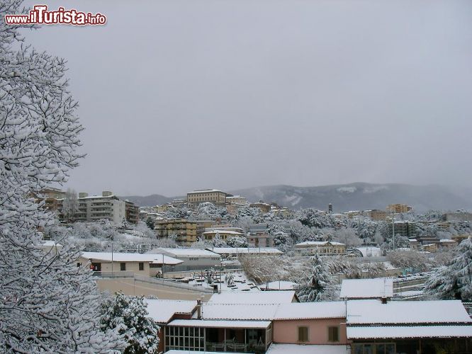 Immagine Una copiosa nevicata a Velletri nel Lazio - © Deblu68 - Wikimedia Commons.