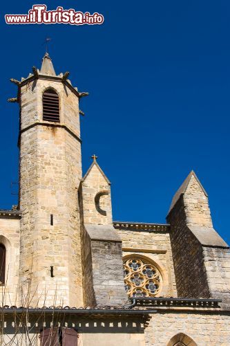 Immagine Notre Dame de Marceille la Basilica di Limoux in Francia - © Francisco Javier Gil / Shutterstock.com