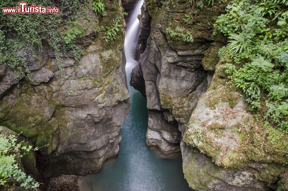 Immagine L'orrido di bellano, la stretta gola sulle Alpi a fianco del Lago di Como, in Lombardia